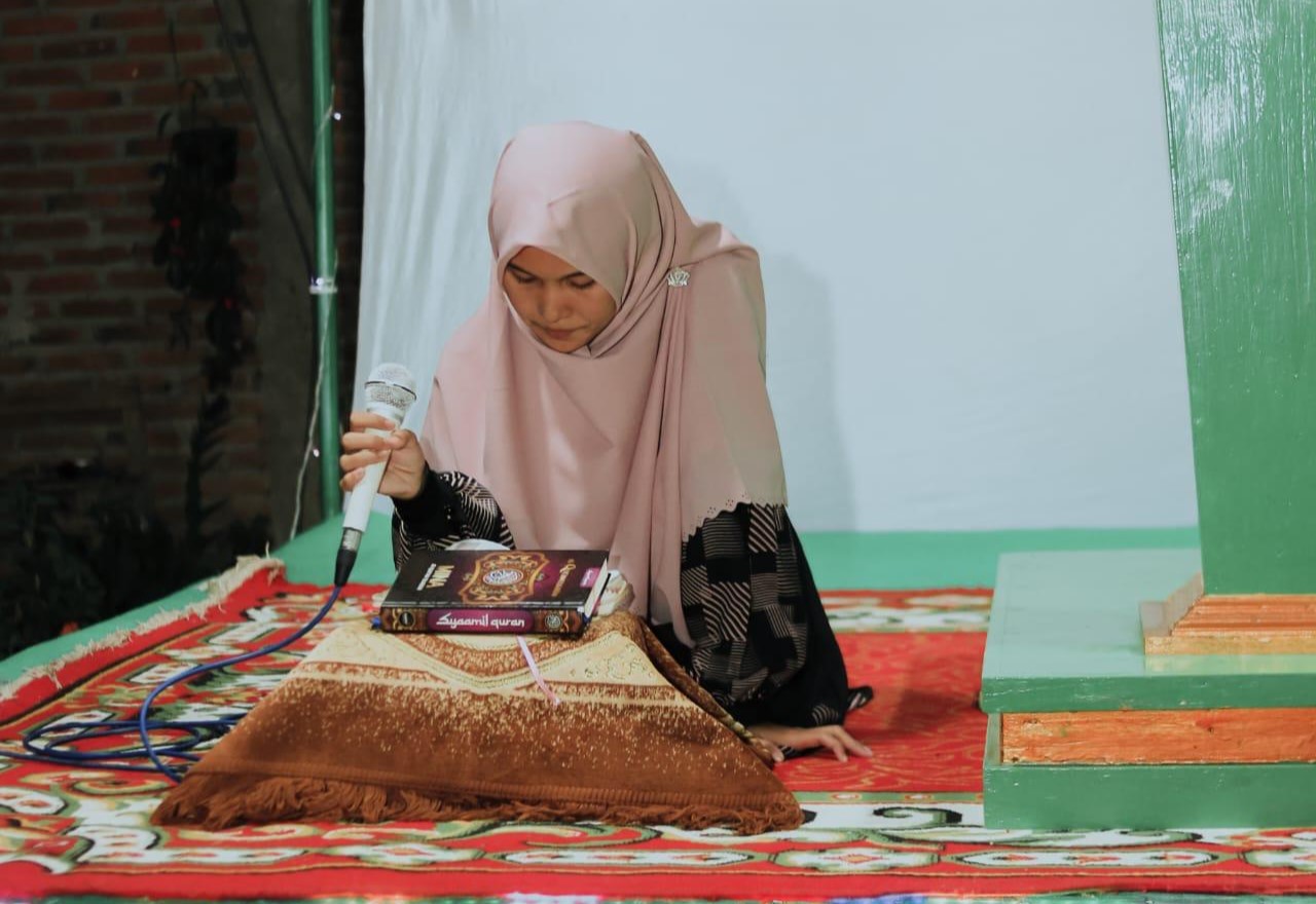 PAYA LIPAH - Dua mahasiswi Institut Agama Islam (IAI) Almuslim Aceh kembali menorehkan prestasi membanggakan pada ajang nasional yang digelar baru-baru ini.